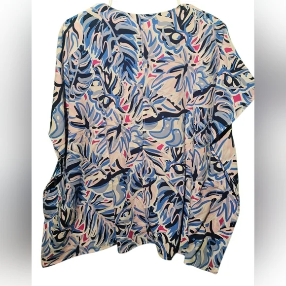 Simply Southern NWT Blue and Pink Leaf Print Blouse Size Small Oversized PTP 25 - Picture 5 of 5